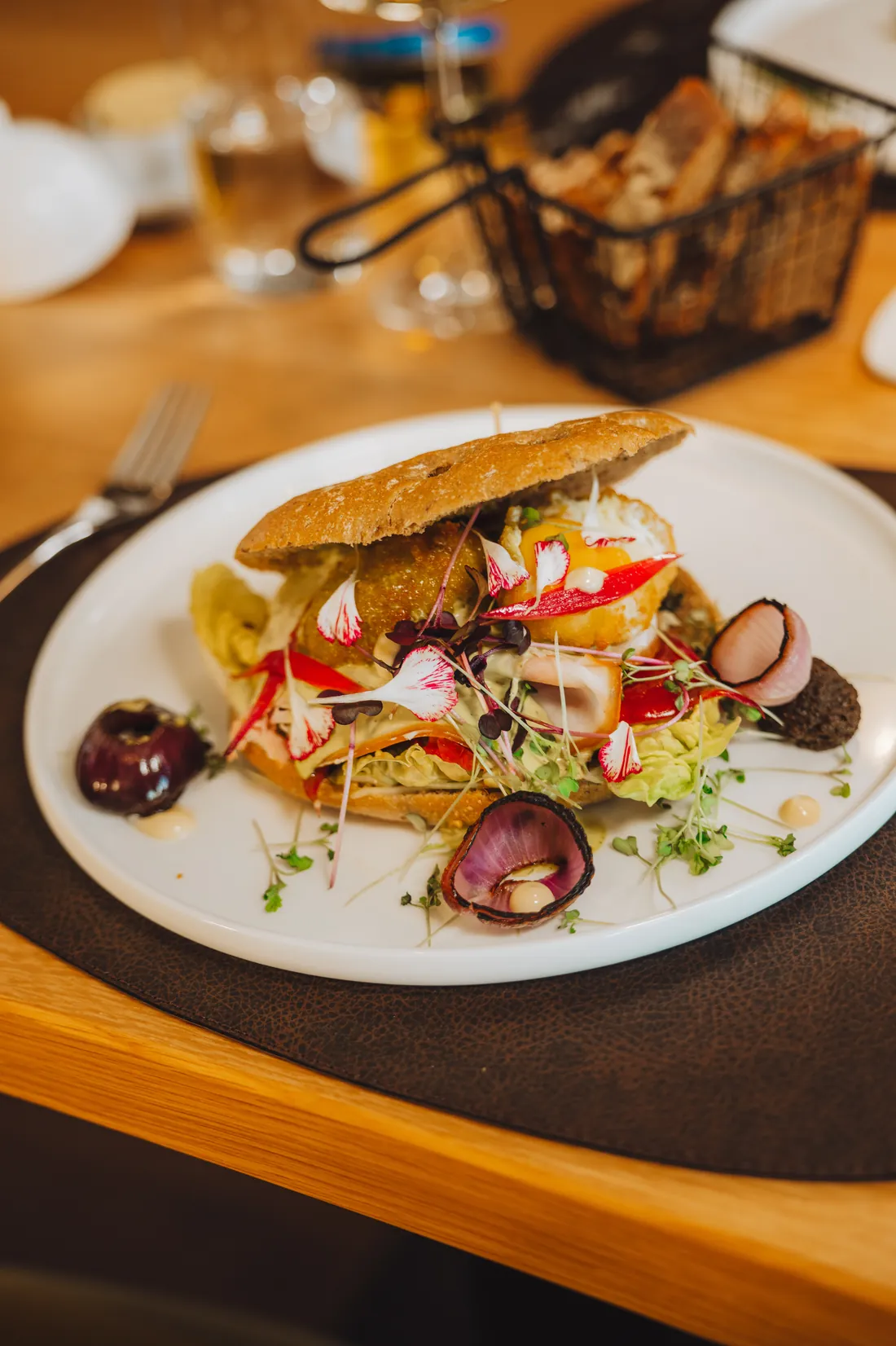 Foto aus unserer Produktion für Restaurant Wetzlarer Hof – Bild 3 von 9